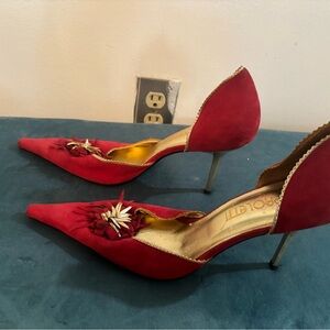 Elegant Red Heels with Floral Embellishment